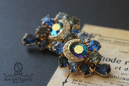 VJ-4978 Kramer Crescent Blue Earrings | Vintage Jewelry