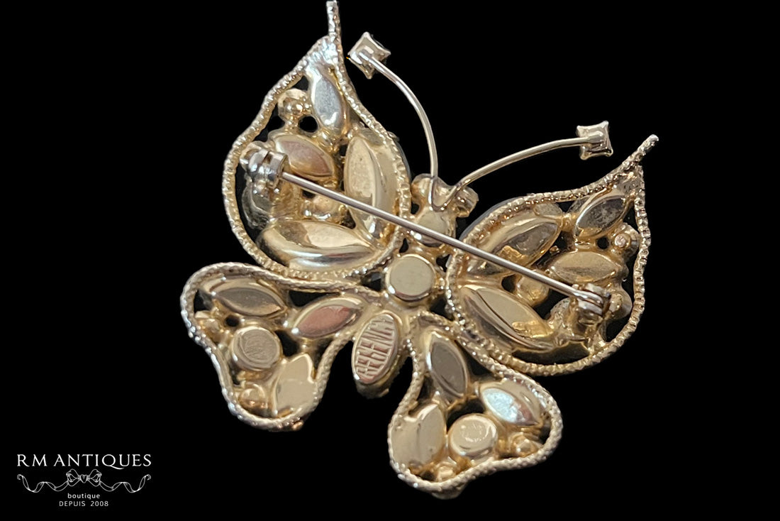 Regency シグニチャーピース バタフライのブローチ