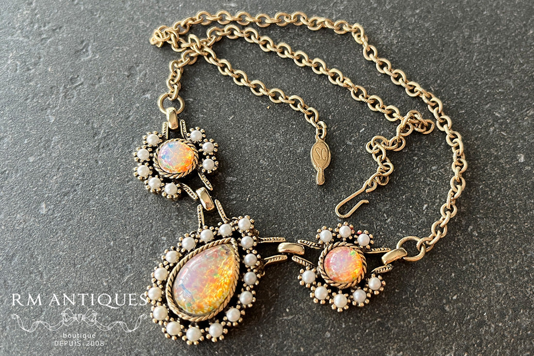 Sarah Coventry "Empress" Fire Opal-Style Necklace — 1972 Vintage Costume Jewelry | VJ-8742