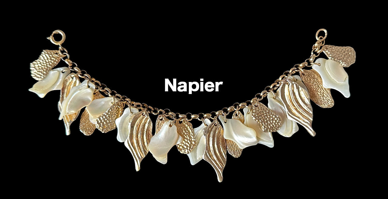 Napier From Silver City to Fifth Avenue：Napierのヴィンテージ