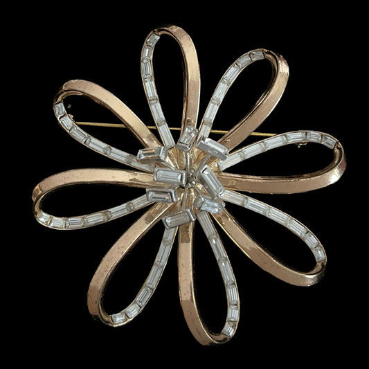 VJ-6327 Crown Trifari A Philippe pat pend rhinestone ribbon flower brooch Trifari