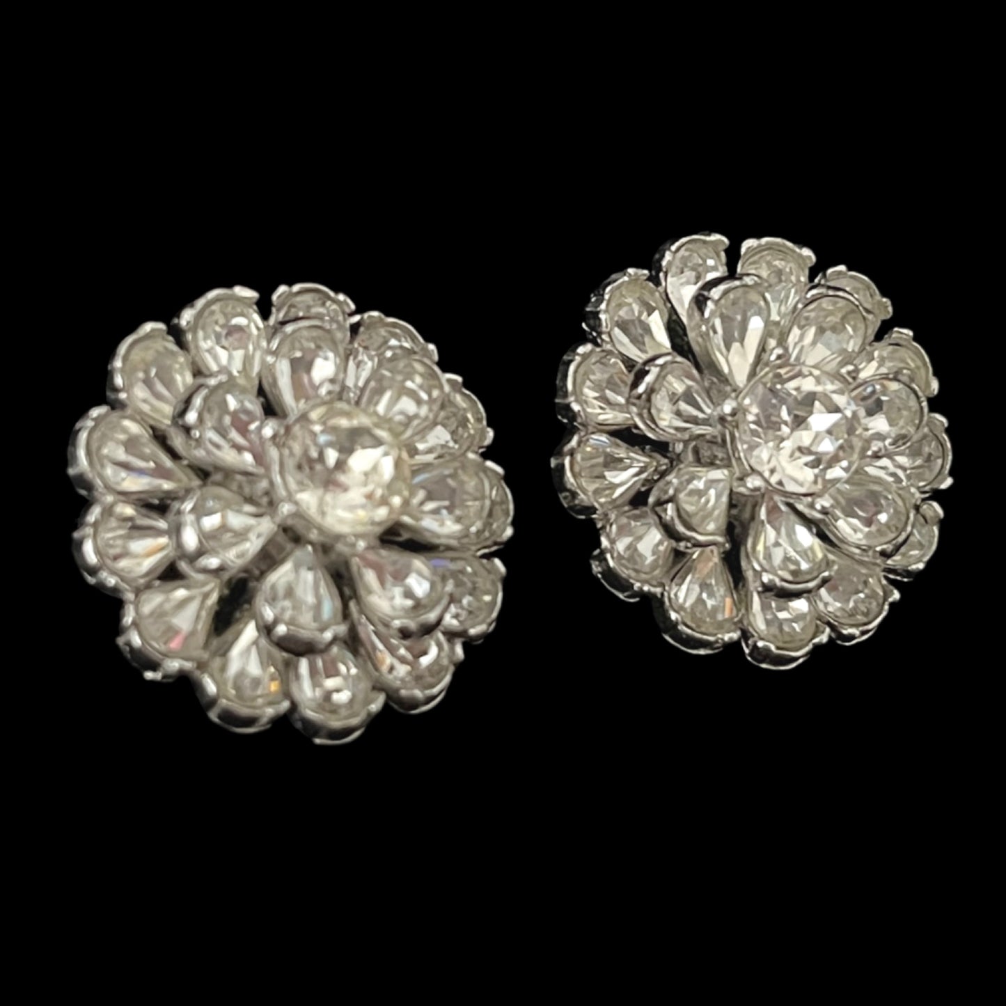 VJ-5949 Bogoff Dahlia Earrings Crystal