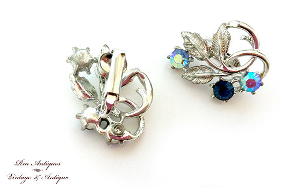 VJ-1230 Coro silver leaf and bluestone earrings