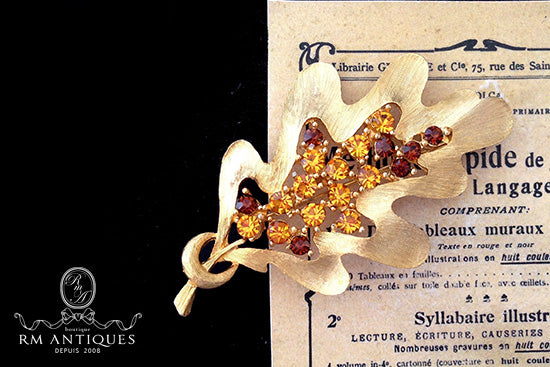 VJ-2477 JJ Amber Stone Leaf Brooch