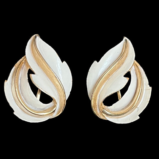 VJ-2491 Crown Trifari Enamel Leaf Earrings Trifari