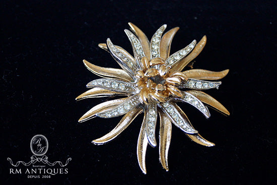 VJ-3048 Coro large flower brooch Coro