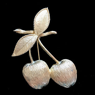 VJ-3821 Sarah Coventry 1964 "golden cherries" cherry brooch Sarah Coventry