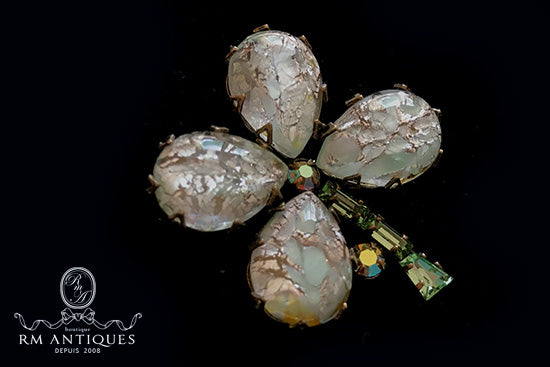 VJ-3826 Regency Four-leaf brooch Regency