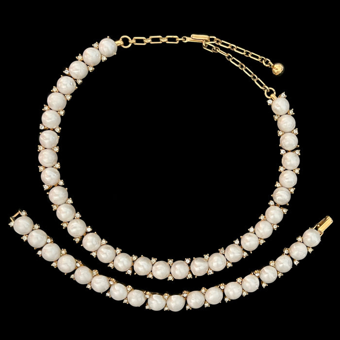 VJ-4838 Trifari Lucite pearl necklace &amp; bracelet Parure Trifari