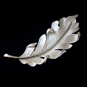 VJ-4971 Trifari Silver leaf brooch Trifari