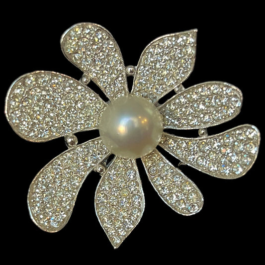 VJ-5309 Marvella large pearl and pave brooch