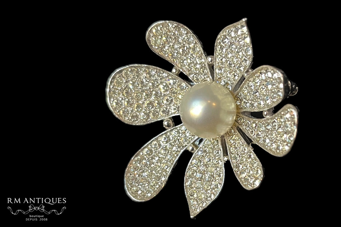 VJ-5309 Marvella large pearl and pave brooch