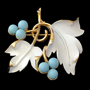 Sarah Coventry PLACID BEAUTY 1967 Brooch Sarah Coventry