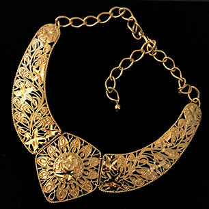 Avon Jose Barrera for avon 1989 "Falling Leaves" 10K Gold Plated Necklace Avon