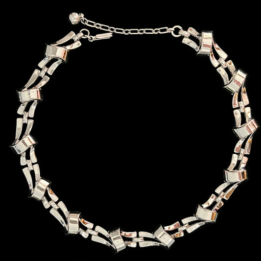 VJ-5793 Crown Trifari Silver motif link necklace Trifari