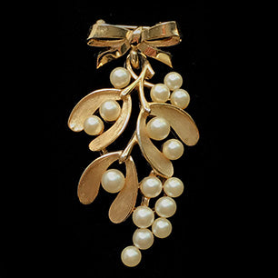 Trifari mistletoe brooch Trifari