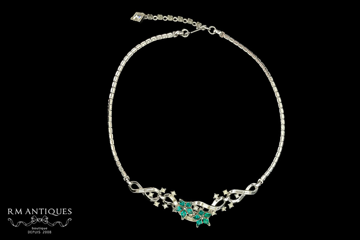 VJ-6036 Trifari Pat pend alfred 1952 Emerald Rhinestone Choker Necklace Silver Trifari