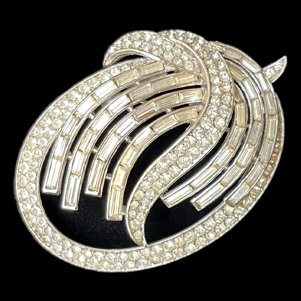 VJ-6322 Crown Trifari Bucket Rhinestone Pave Brooch Trifari