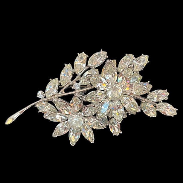 VJ-6353 Crown Trifari Rhinestone Brooch Trifari