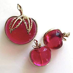 Sarah Coventry 'Burgundy' 1972 Apple Brooch &amp; Earrings Sarah Coventry