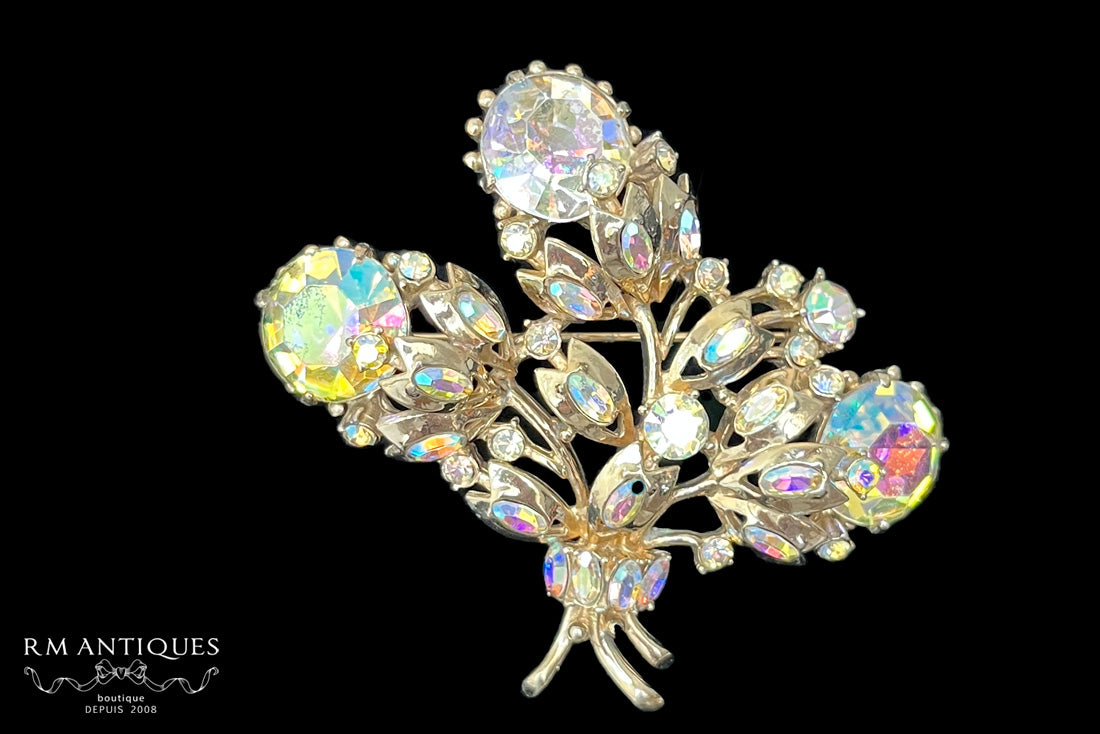 VJ-6697 HollyCraft Aurora Bouquet Brooch