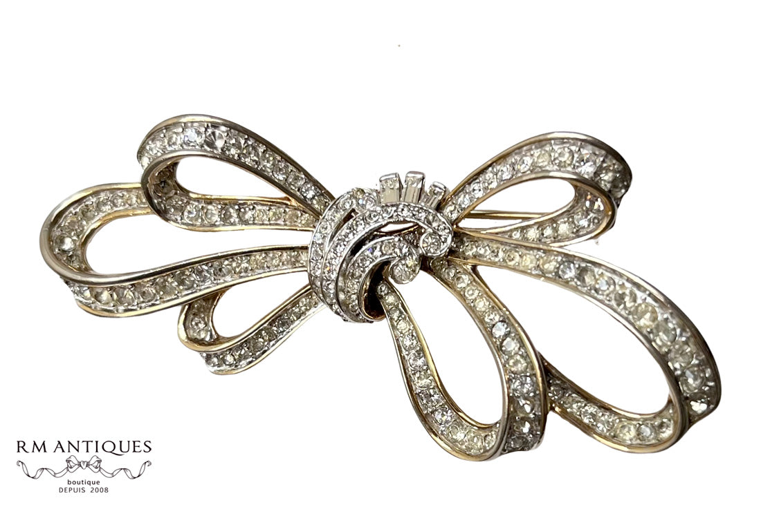 VJ-6848 Trifari A philippe ribbon pave brooch Trifari 1950