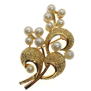 Trifari pearl brooch trifari