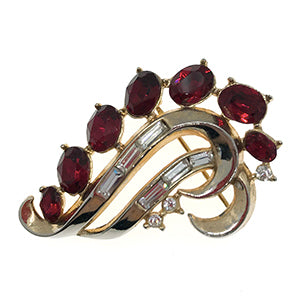 VJ-6878 Trifari A philippe Ruby colored brooch Trifari 1953