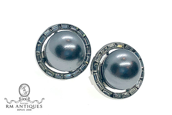 VJ-6915 Trifari pearl round earrings Trifari