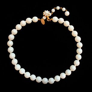 VJ-6955 Miriam Haskell 12mm milk glass necklace Miriam Haskell