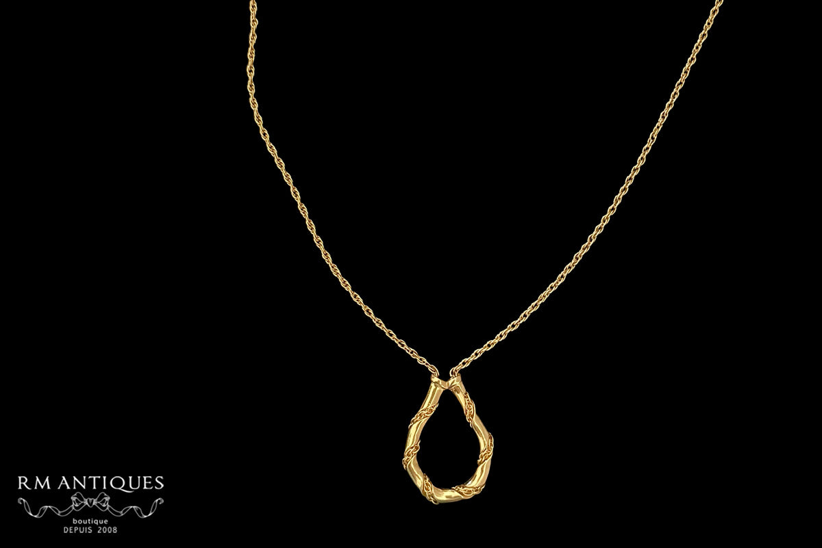 VJ-7074 Trifari Gold Chief Necklace Pendant Trifari