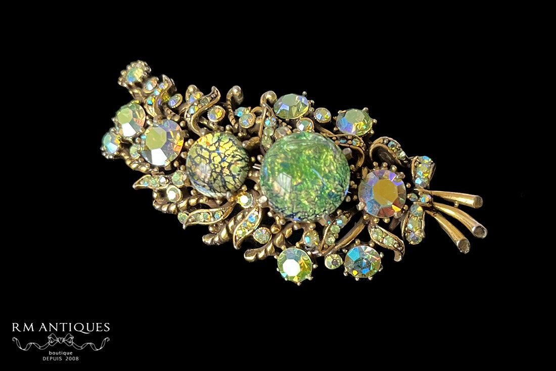 VJ-7450 HollyCraft Peridot Fire Opal Brooch