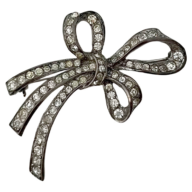 VJ-7536 Trifari sterling ribbon brooch