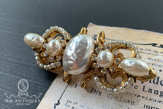 VJ-7598 Miriam Haskell Pearl Brooch Miriam Askell