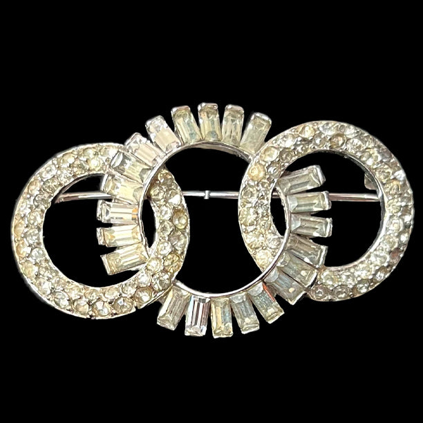 VJ-7984 Trifari pat pend 1949 Triple Eternity Pearl Brooch Silver Trifari