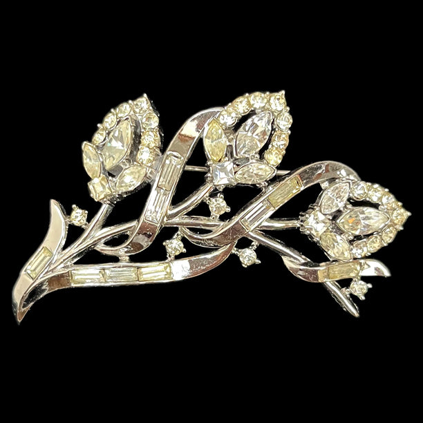 VJ-8561 1953 Trifari PAT PEND Rhinestone Brooch Alfred Philippe Trifari