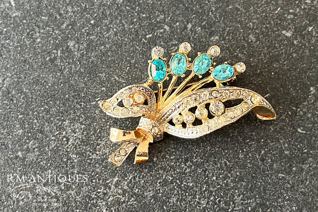 VJ-8732 Coro Aquamarine Bouquet Brooch Coro