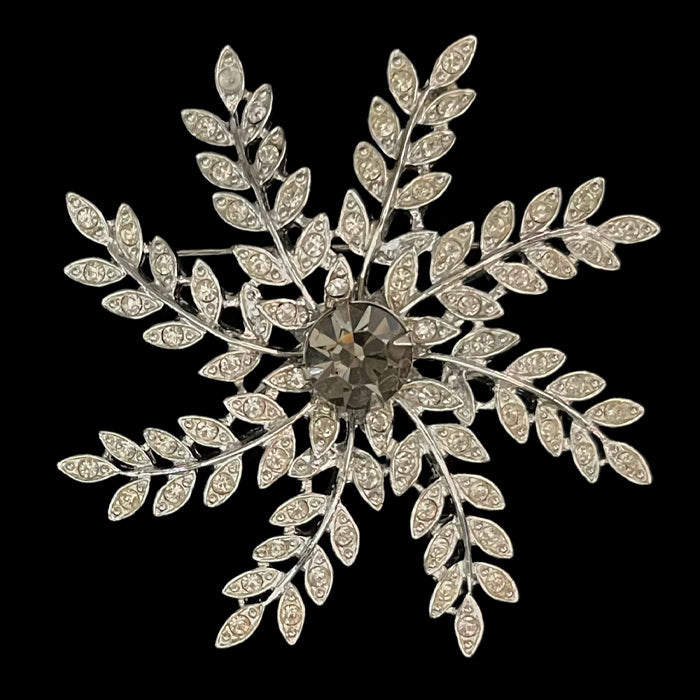 VJ-8820 Sarah Coventry Evening Snow Flake 1963 Crystal Brooch