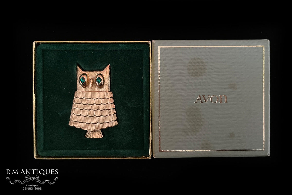 VJ-8828 Avon 1969 Owl Perfume Pin Avon