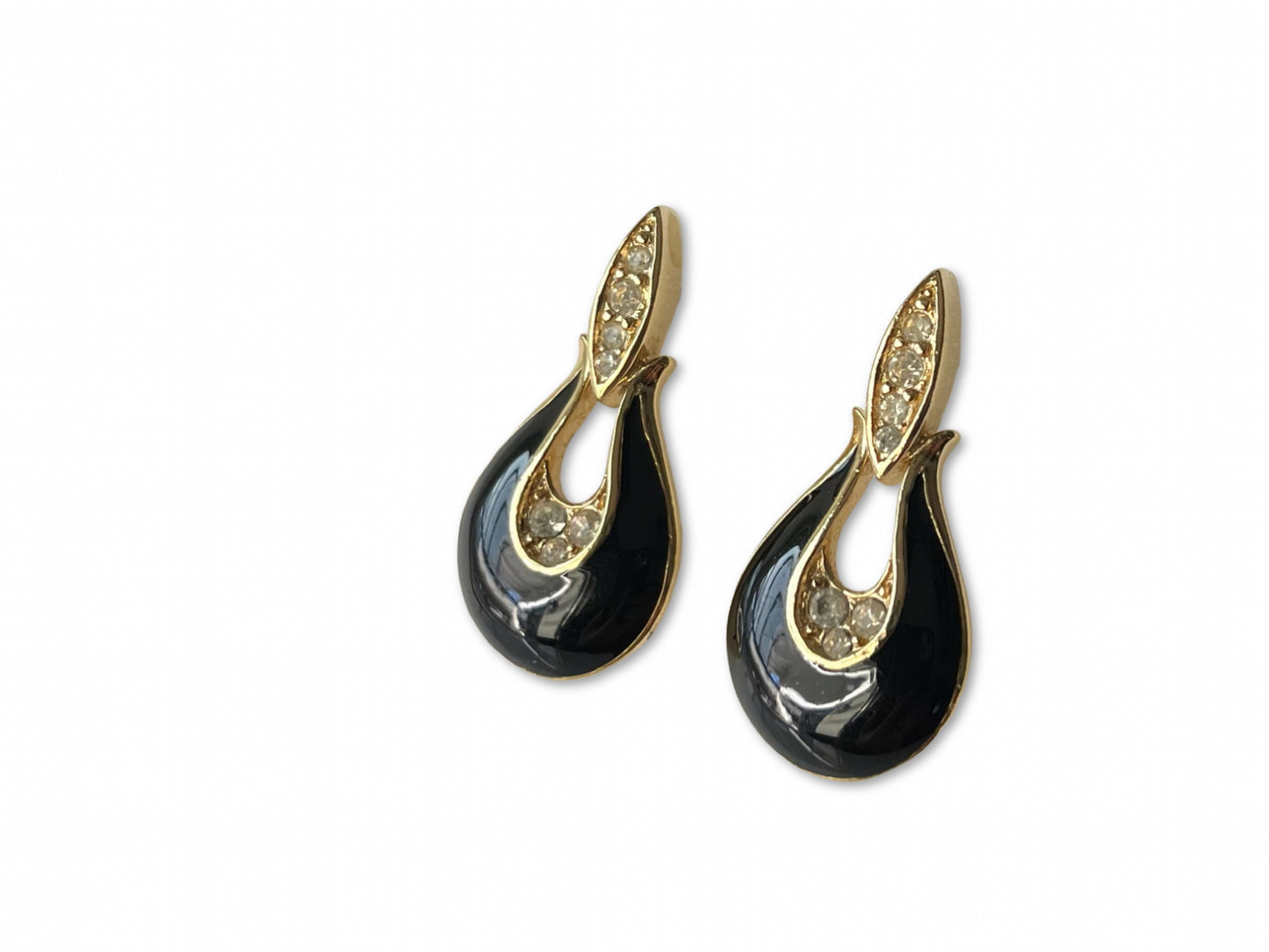 VJ-8923 Trifari Black enamel drop earrings Trifari